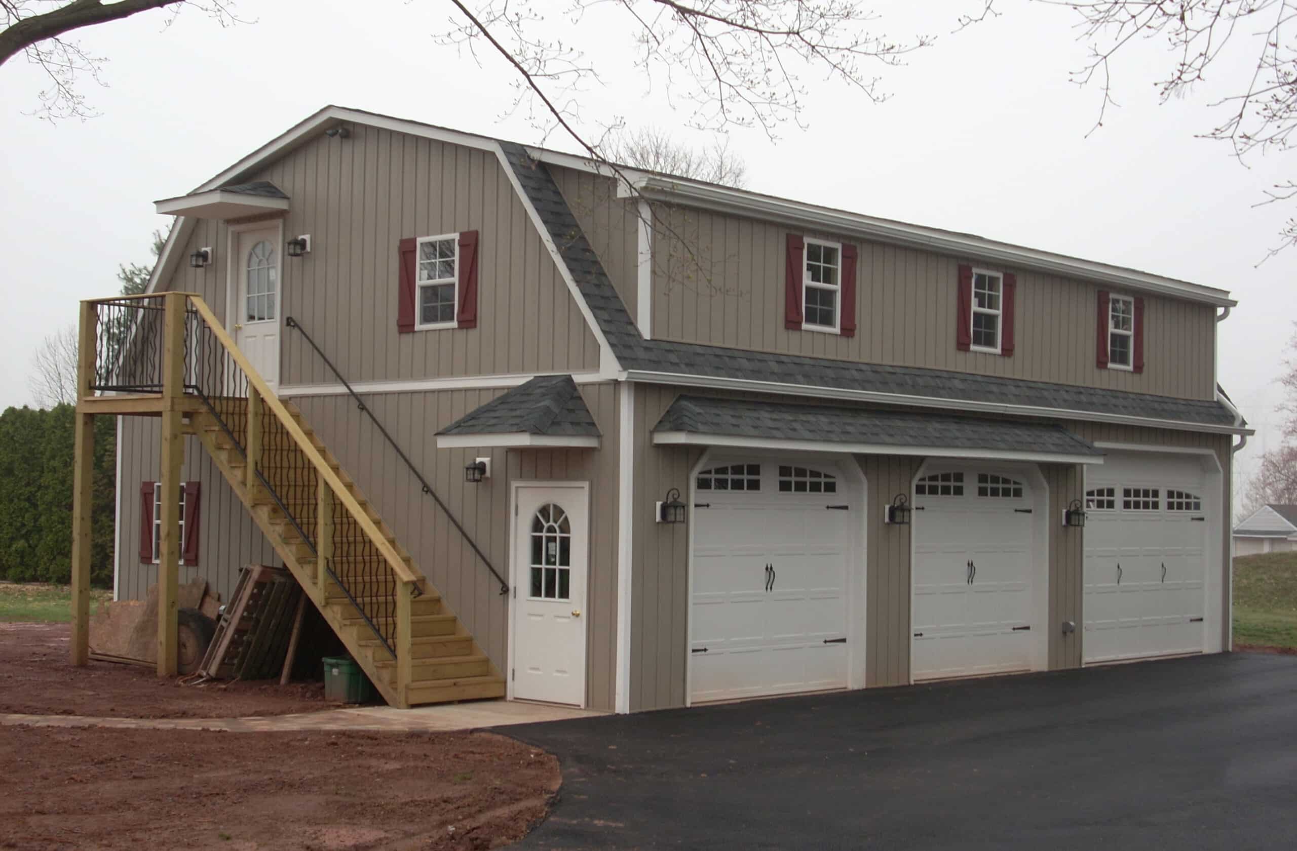 custom garages with living quarters in pa