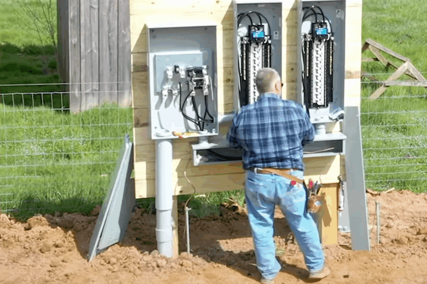 Do Tiny Home ADUs need electric