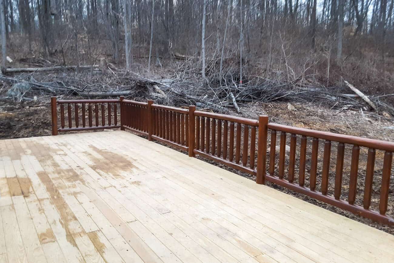 Stunning Deck at Modular Log Home in Barto PA