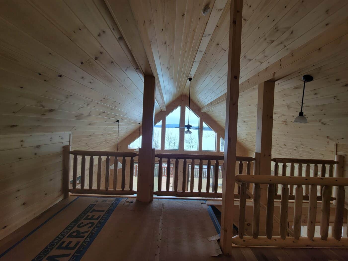 30′ x 52′ Chalet in Millinocket ME great room