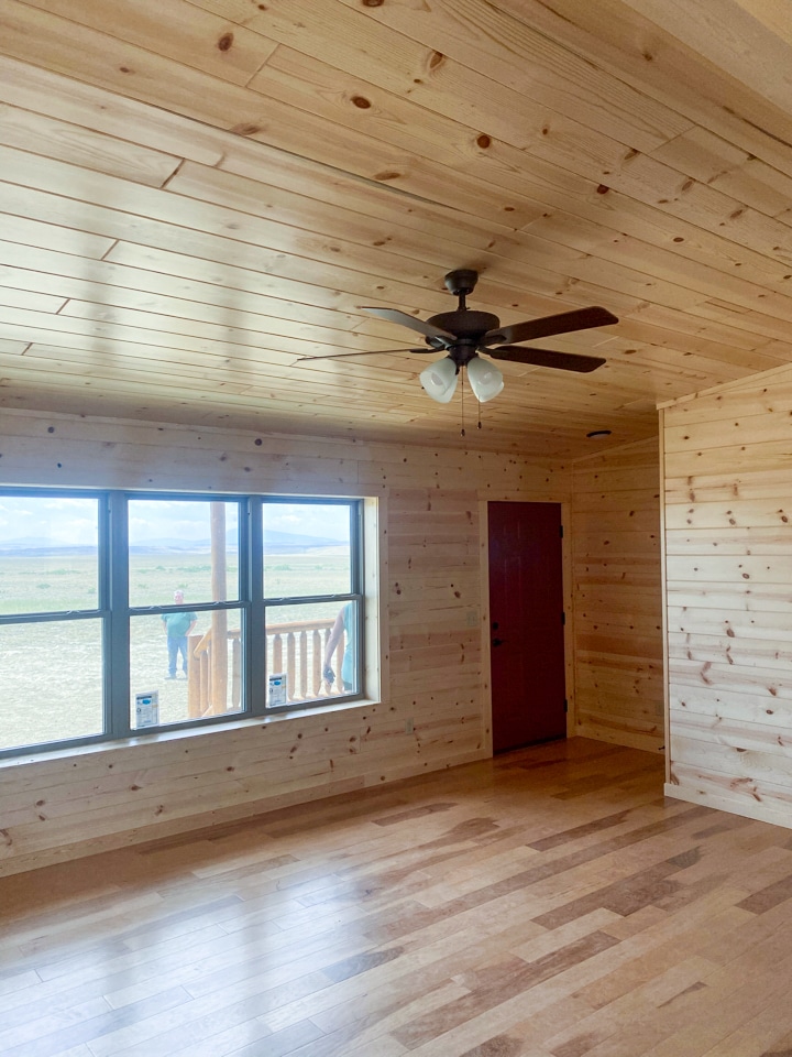 Interior sunset ridge cabin in medicine bow wy