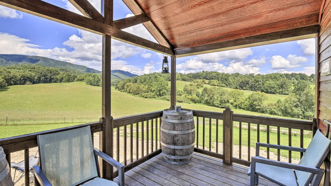 Park model homes exterior porch area