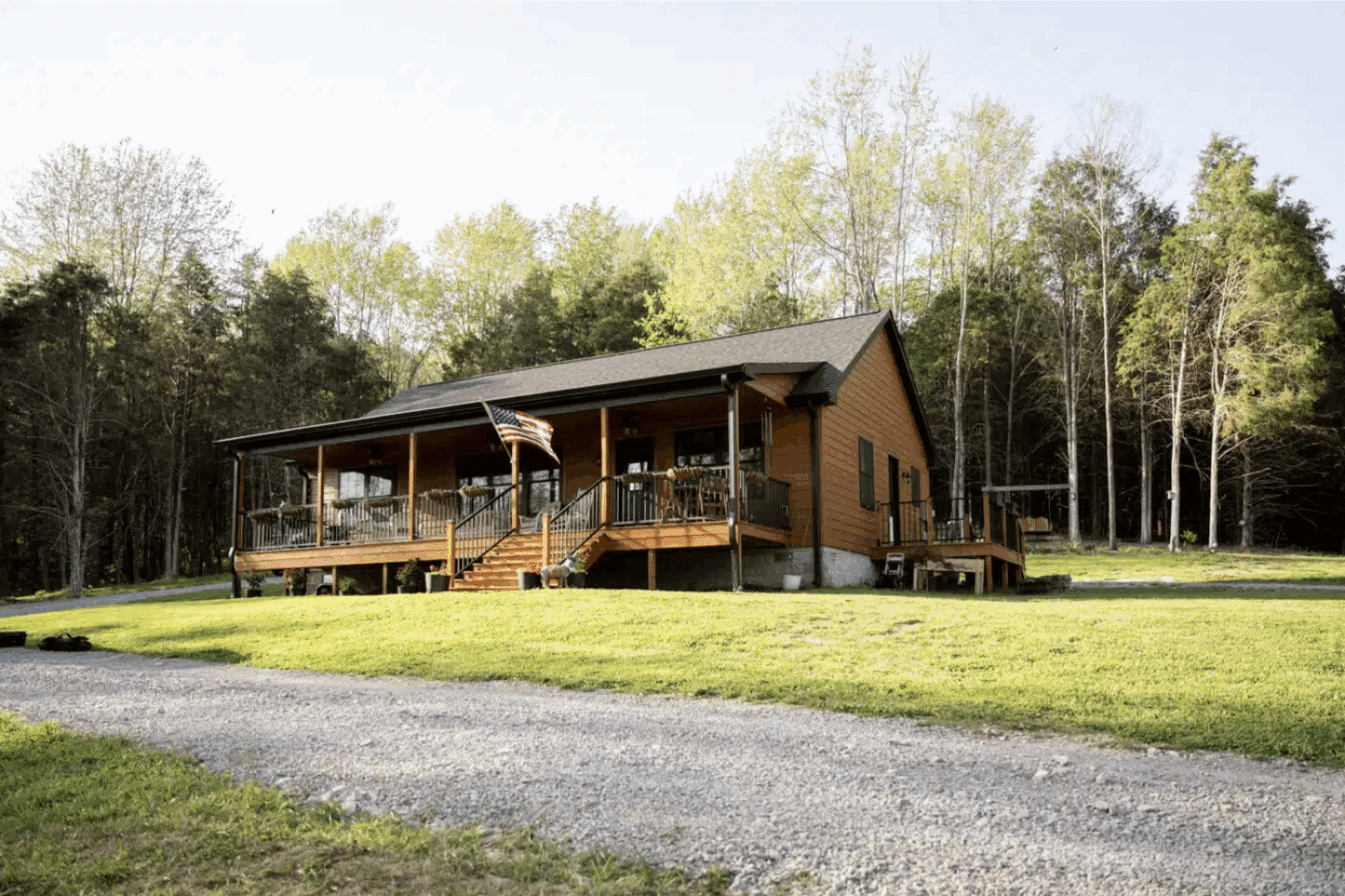 Log cabin living is good for every season