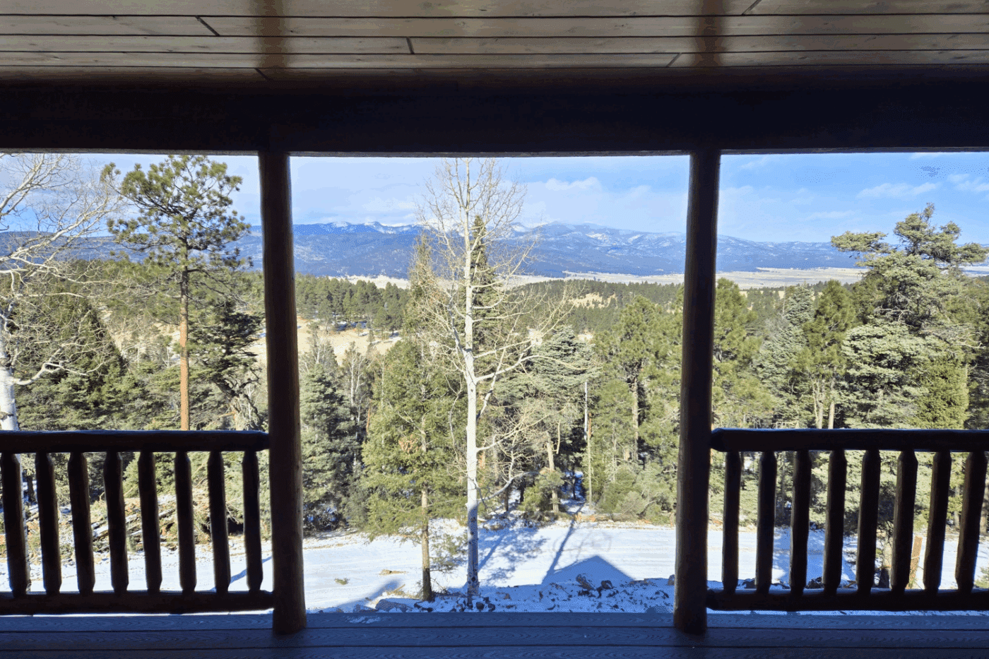 30x48 Glacier Holloway Angel Fire NM Log cabin built and designed by Psy Homes