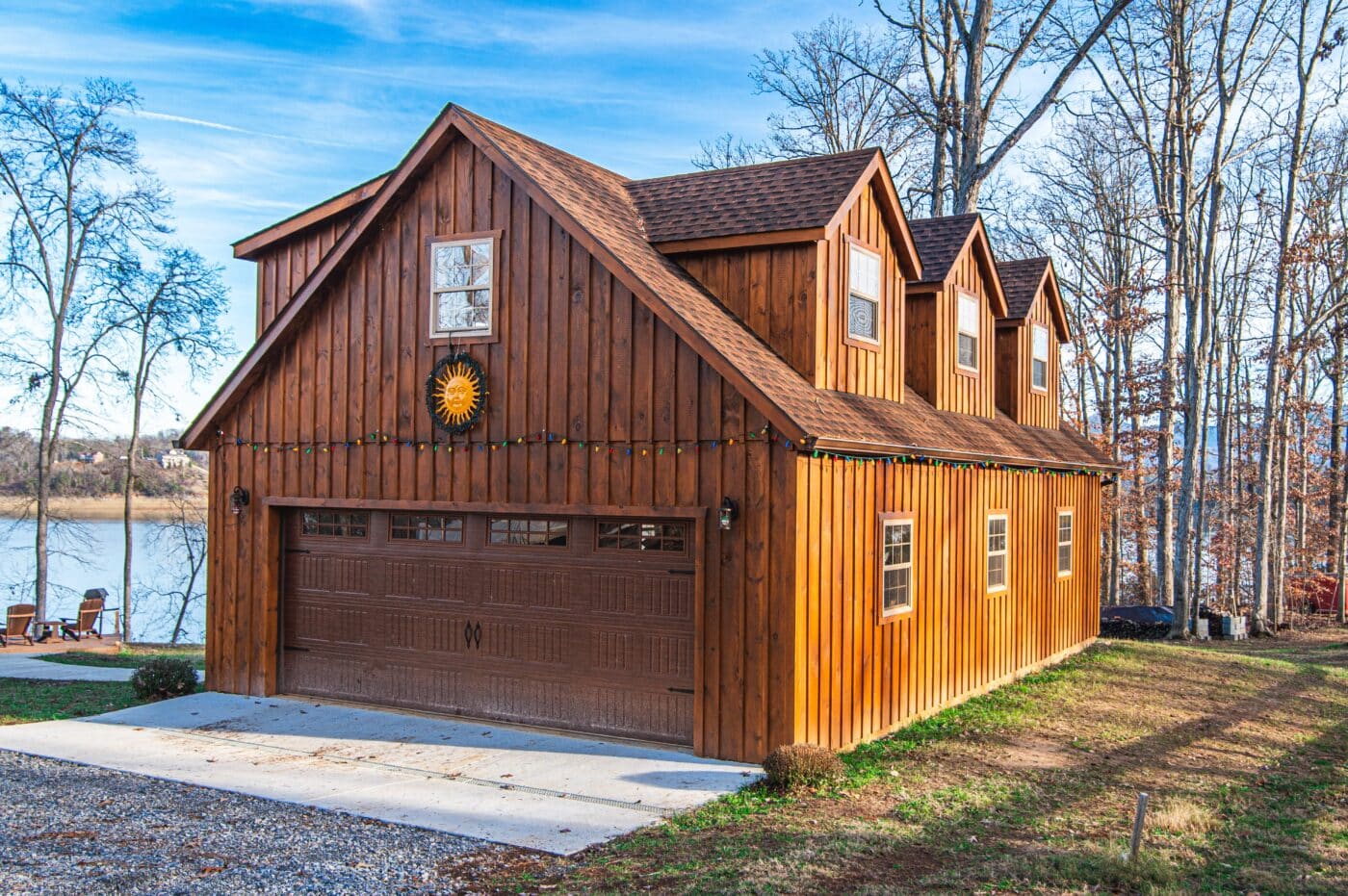Log Cabin Garage in TN