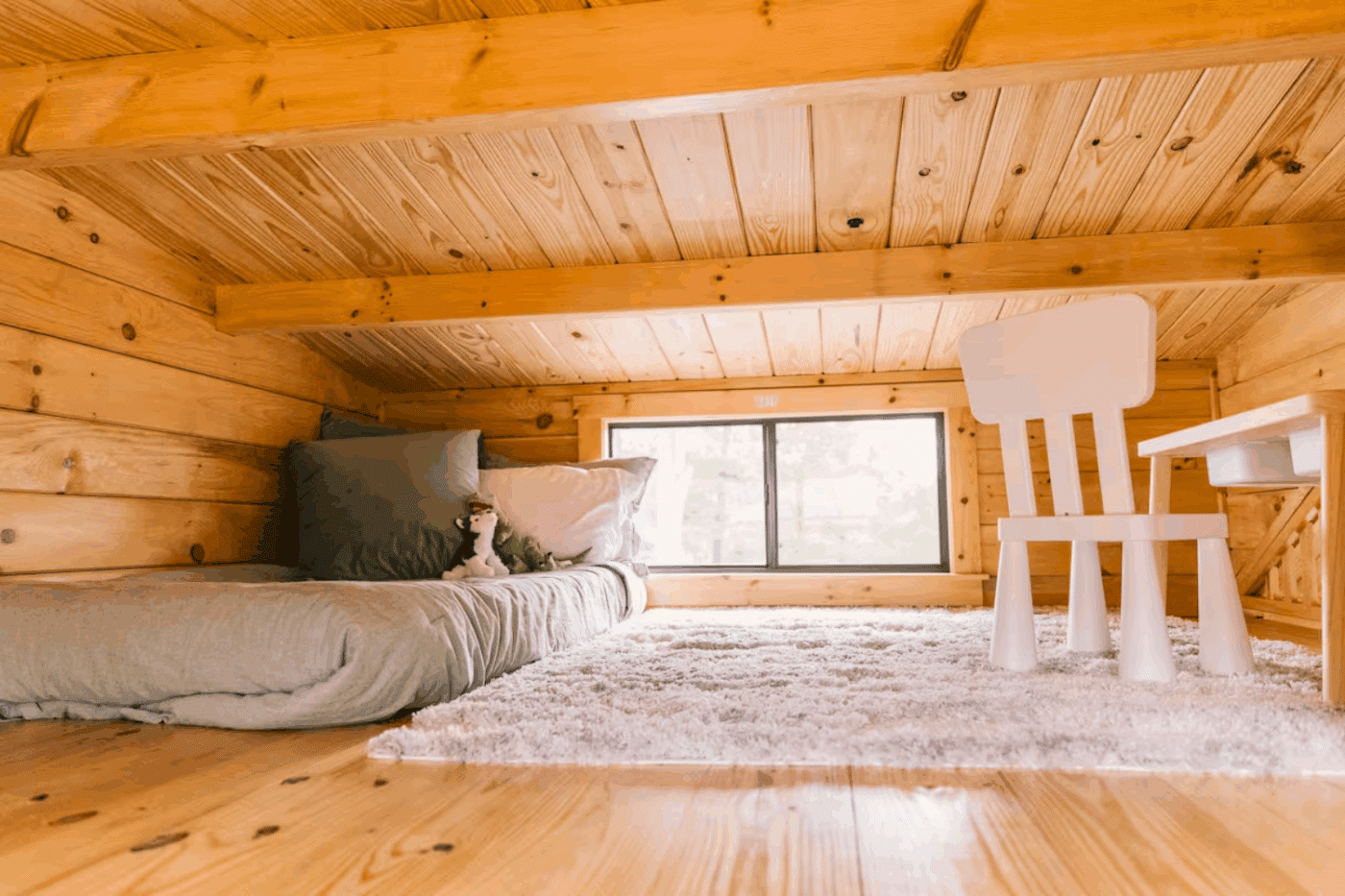 loft area of park model tiny home in Psy Homes pinecrest at Somerset Resort in friedens pa
