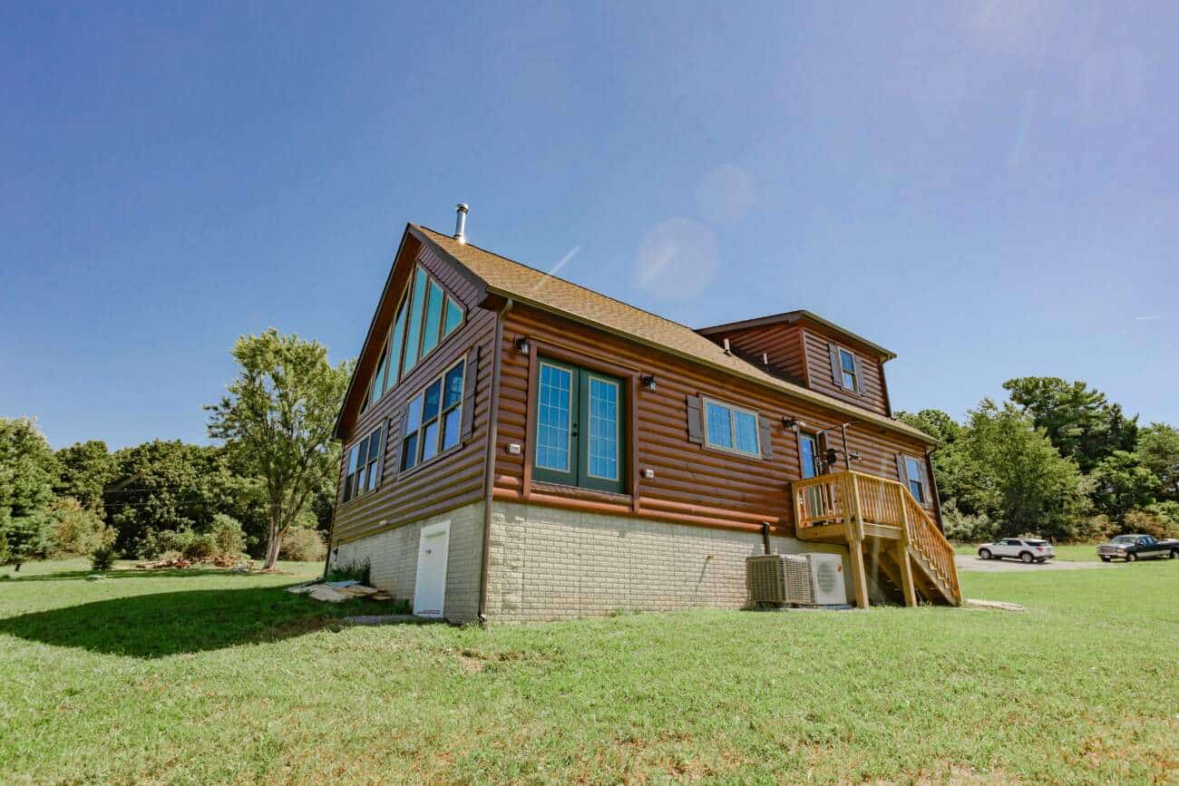 Log Home in Middlebrook Virginia