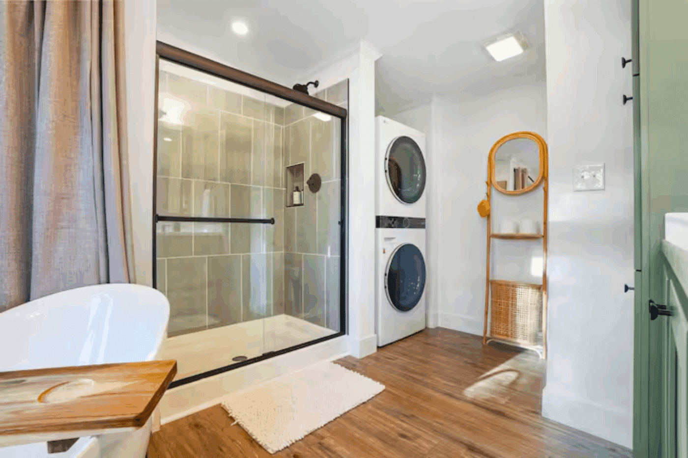 Sonoma luxury mobile home in Quarryville pa with large walking in shower and washer dryer hookup