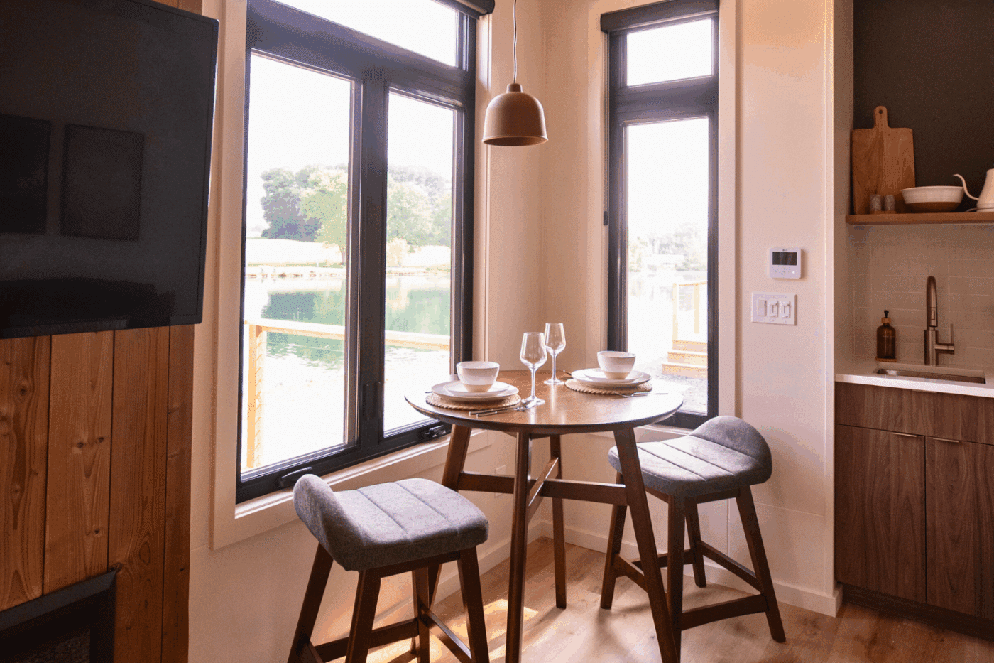 dining area of zook cabins park model tiny home in New holland PA site 103