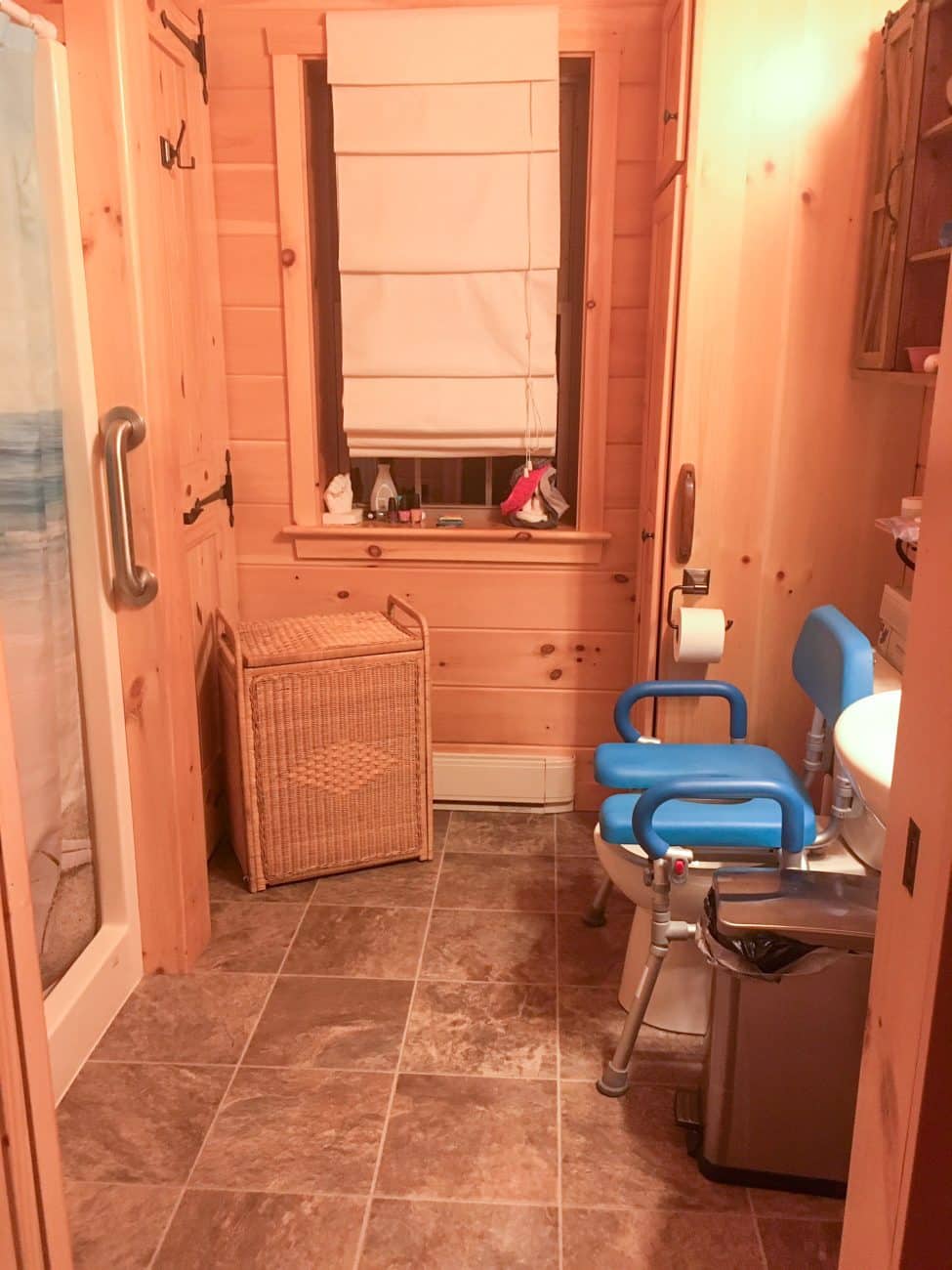 Settler Log Cabin in Massachusetts Modular