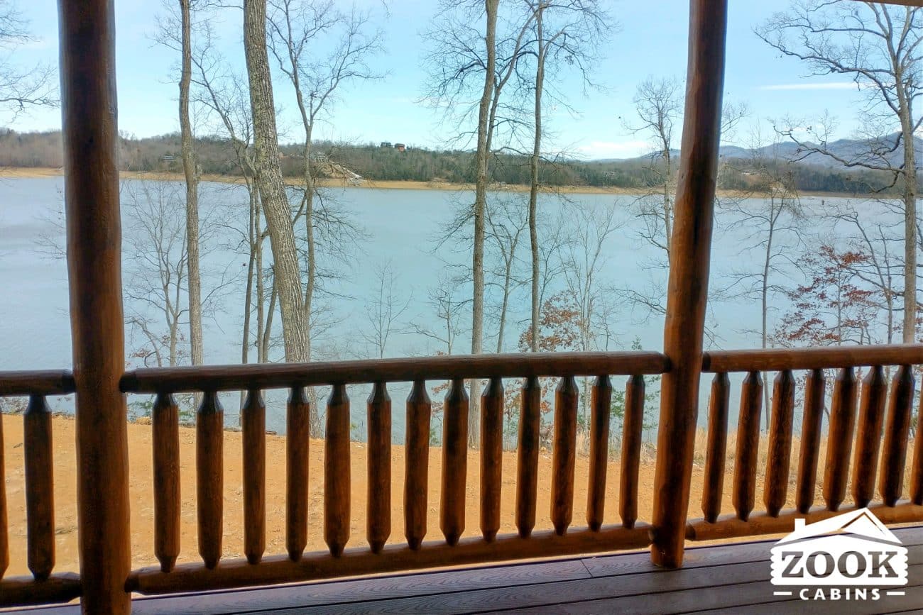 Glacier Log Cabin in Dandridge TN front porch