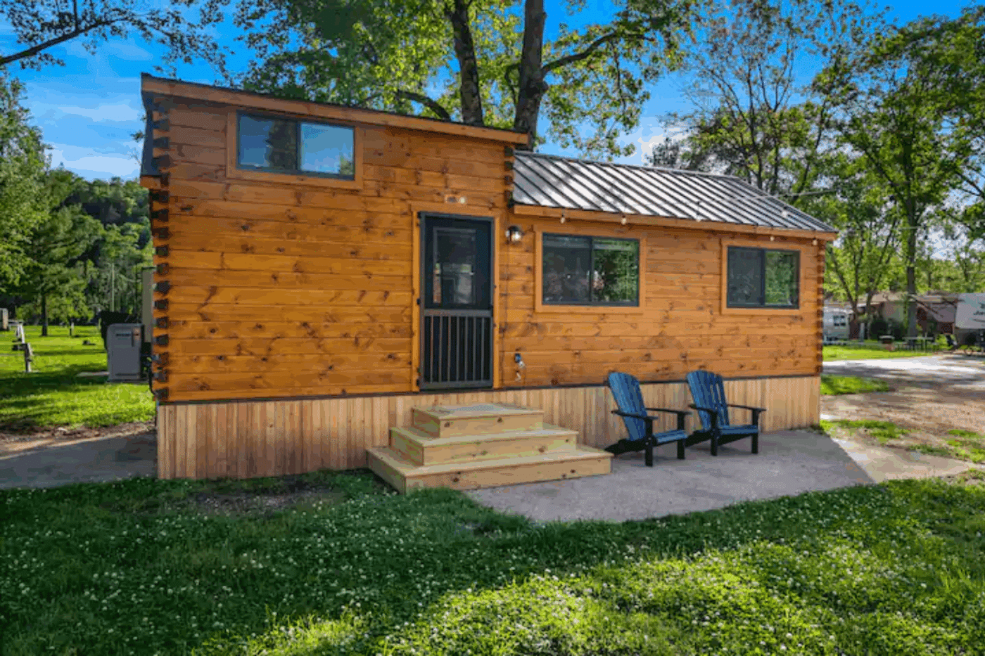 Pinecrest park model tiny home in Branson MO