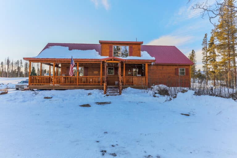 Glacier Log Cabin in Grand Lake, CO 1