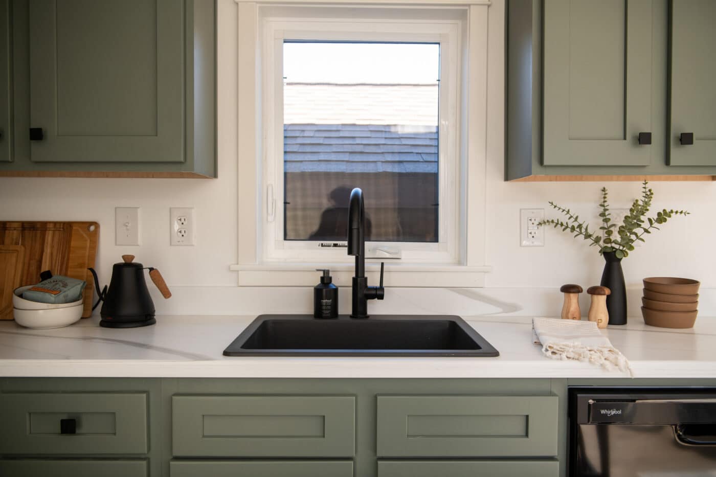 Luxury mobile home kitchen