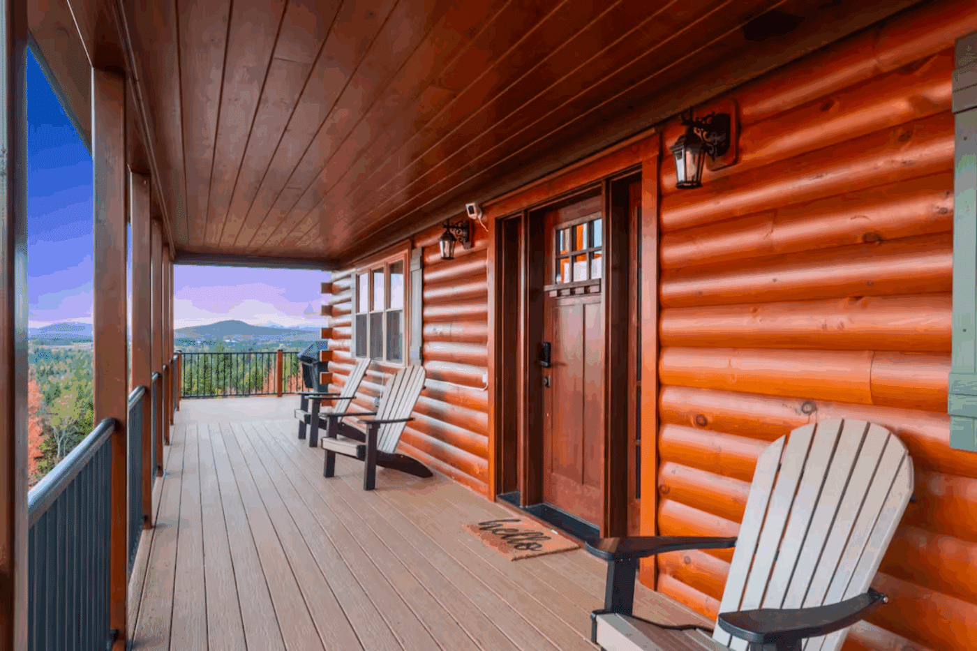 Mountaineer Deluxe covered porch entry in Sarnac Lake New York