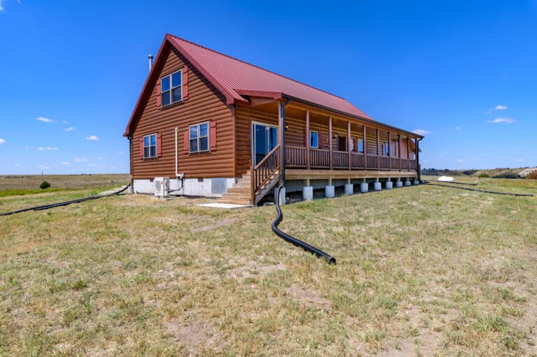 Mountaineer Log Cabin in Russell KS 1