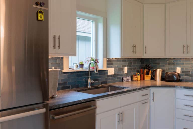 Tarn Modern Cabin in Ithaca NY 14