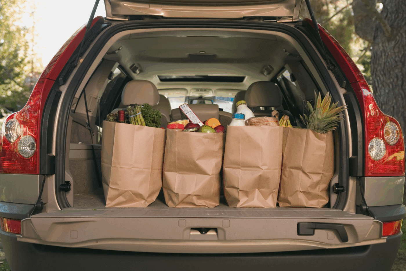 get your Airbnb guests groceries for 5 star ratings