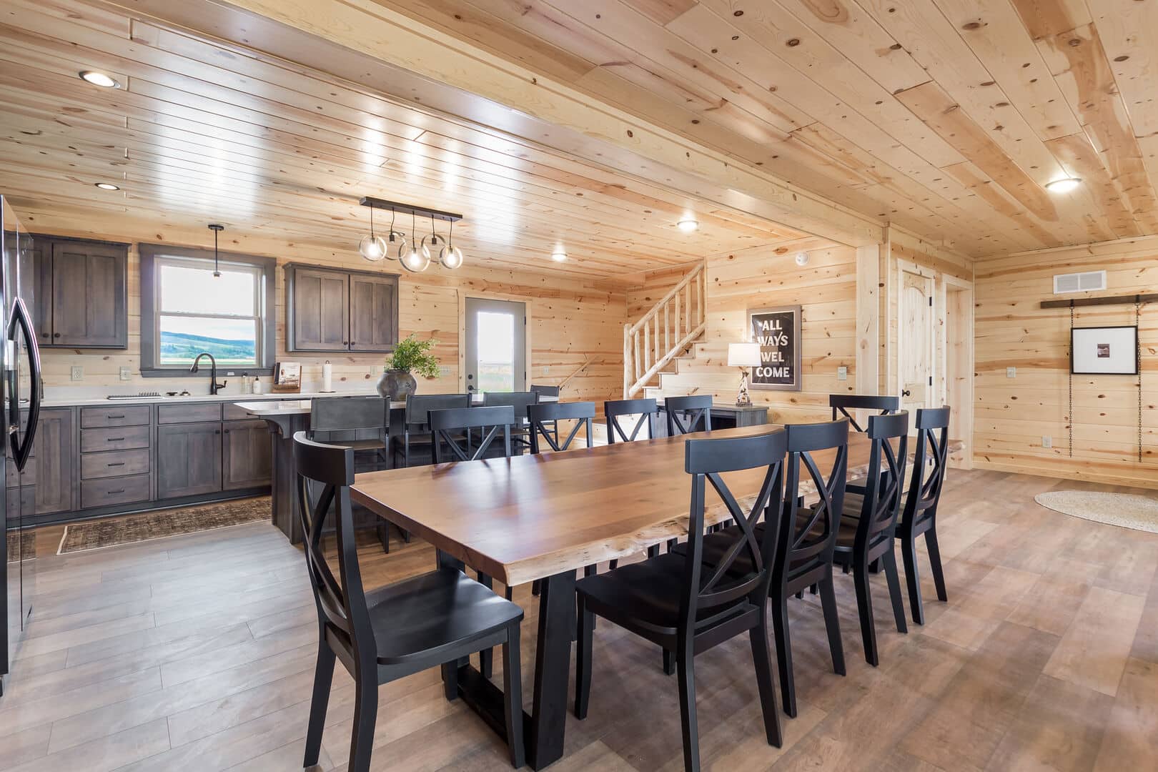 Canyon Lodge Log Cabin Dining Area