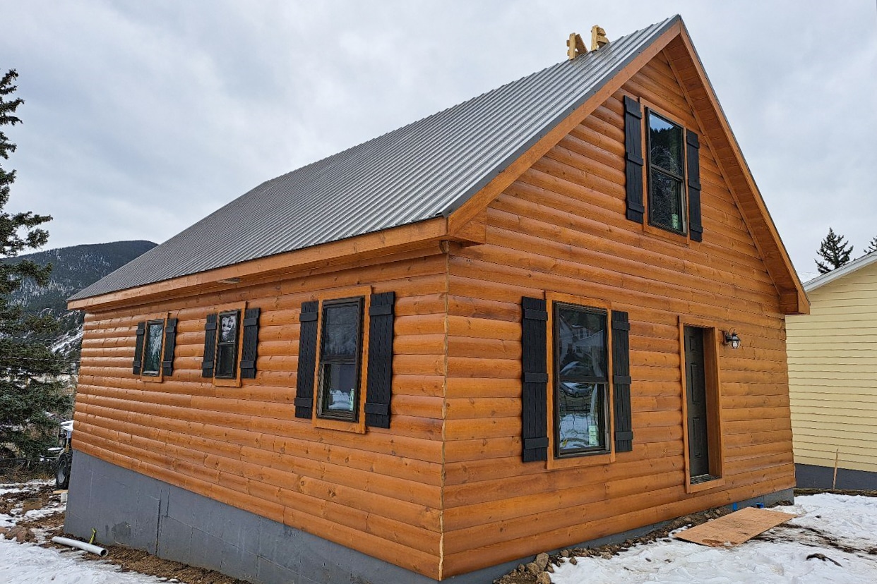 incredilbe Prefab Cabin in Empire CO
