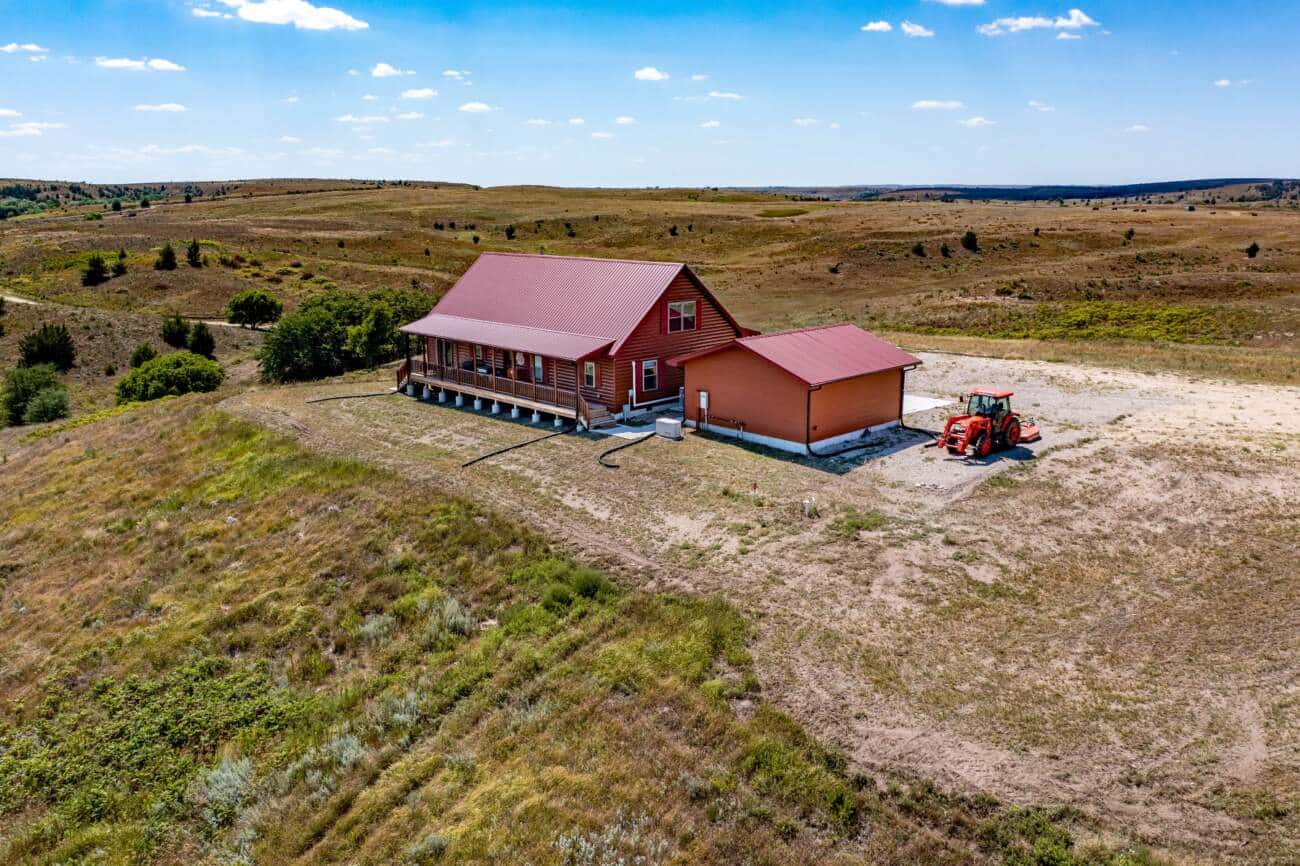 Log Home in the KS countryside