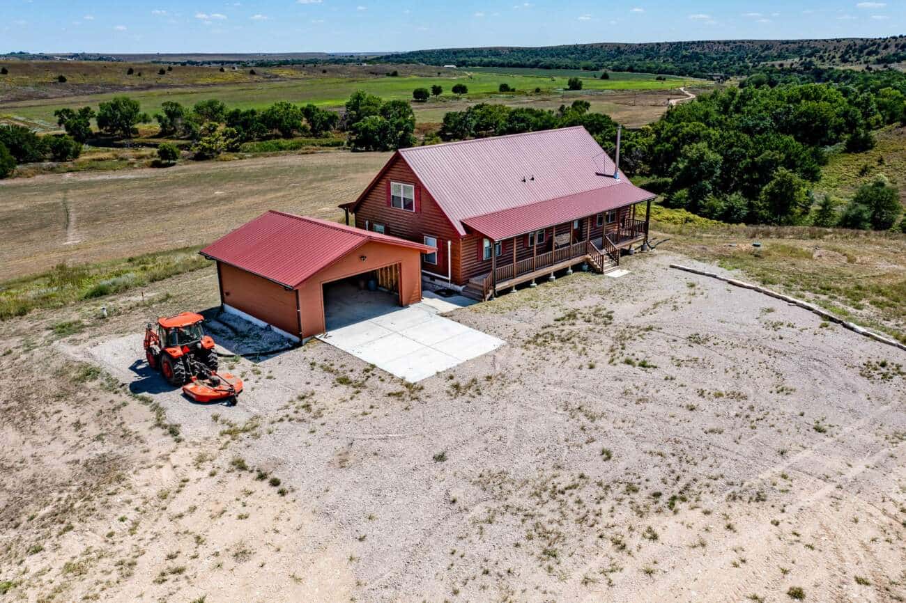 Log Home in Russell KS