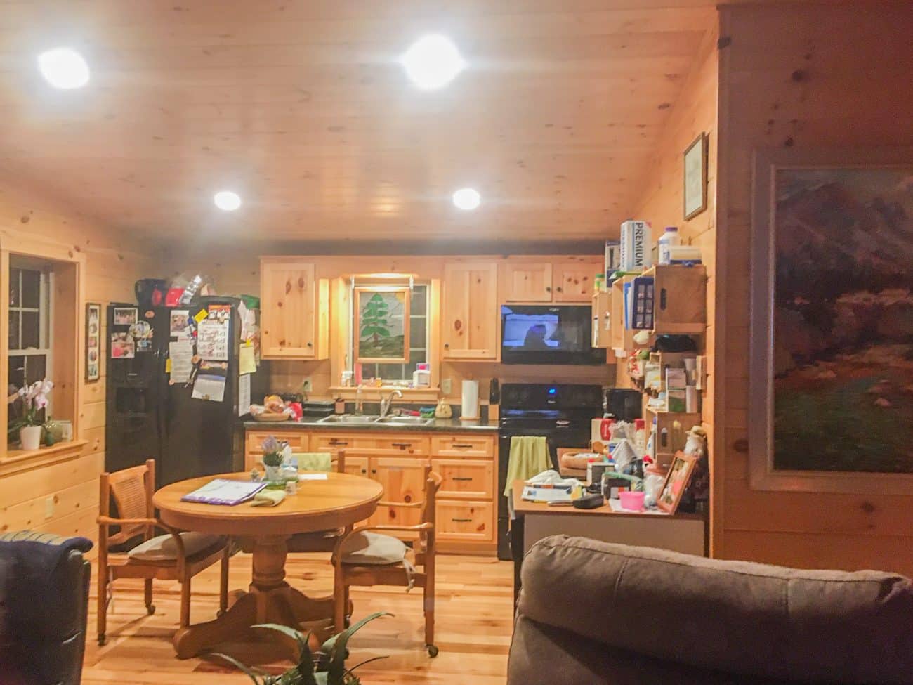 Settler Home Log Cabin in Massachusetts