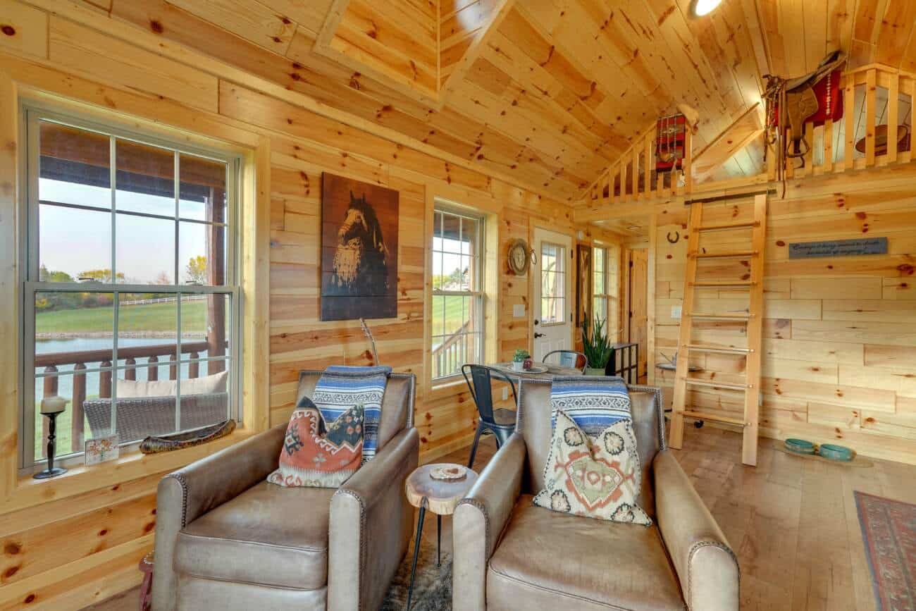 Prefab Cabin Entryway in Adel IA