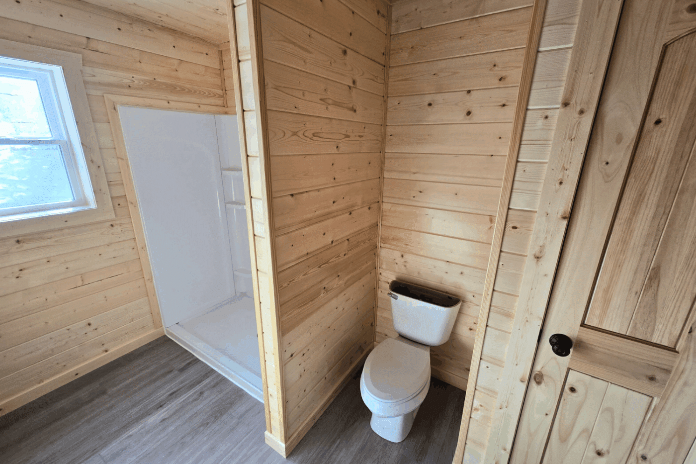 Log Cabin built in 30x48 Glacier bathroom in Holloway Angel Fire NM