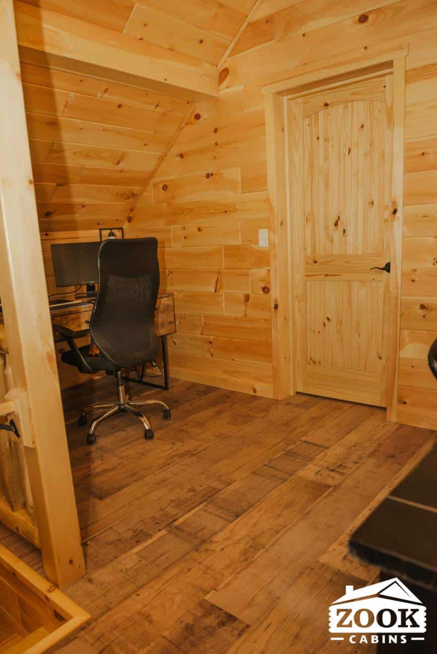 Glacier Log Home in Stroud OK office space