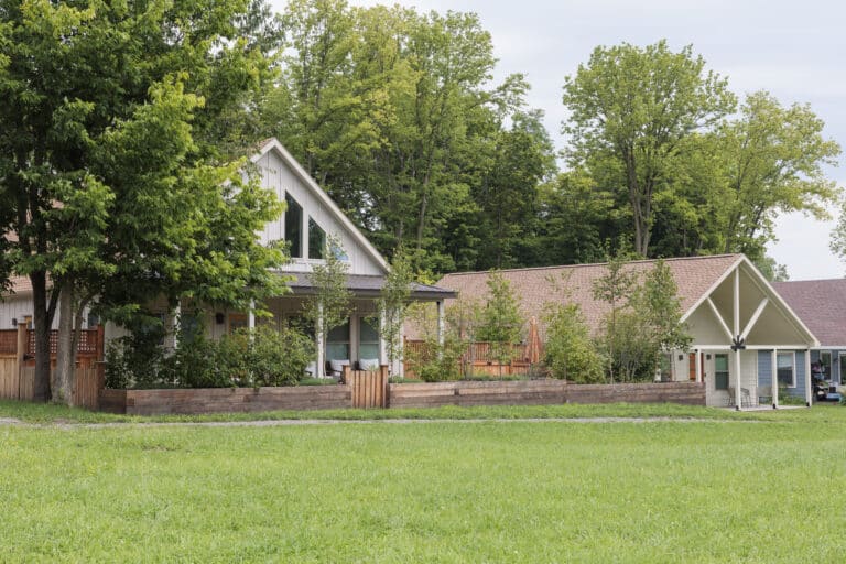 Avon Modern Cabin Ithica NY USA 1