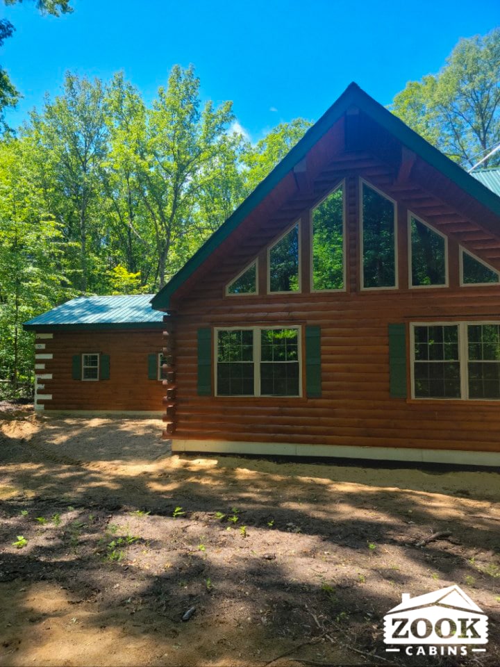 Exterior Log Home in Ravenna MI