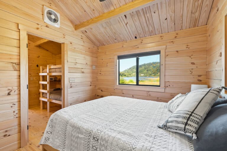 Lakeview Park Model Homes in South Klamath CA 6